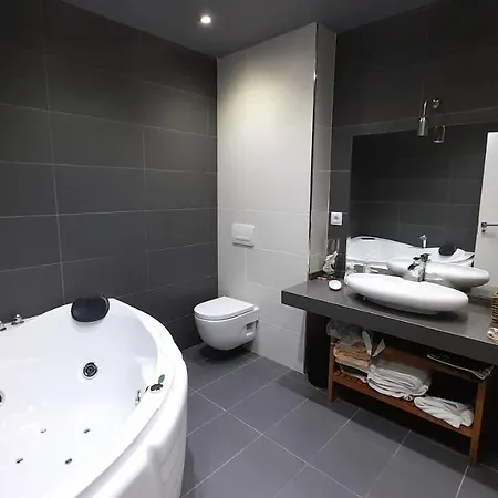 A Tonera Apartment